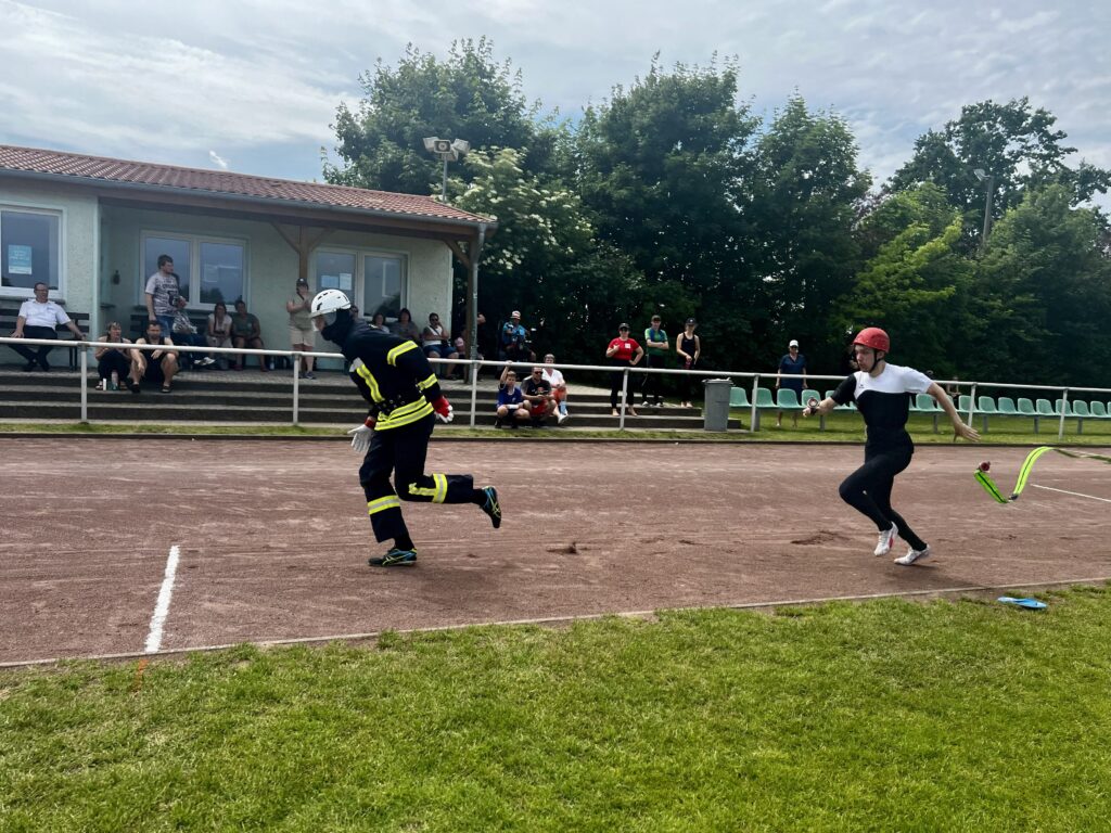 4x100m Feuerwehrhindernisstaffel